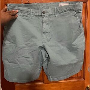 GAP Chino Shorts 2 pairs